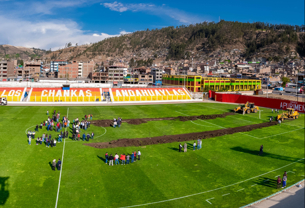  DEFENSOR ARGUEDAS SE QUEDA SIN ESTADIO TRAS CIERRE DE LOS CHANKAS POR CAMBIO DE CÉSPED